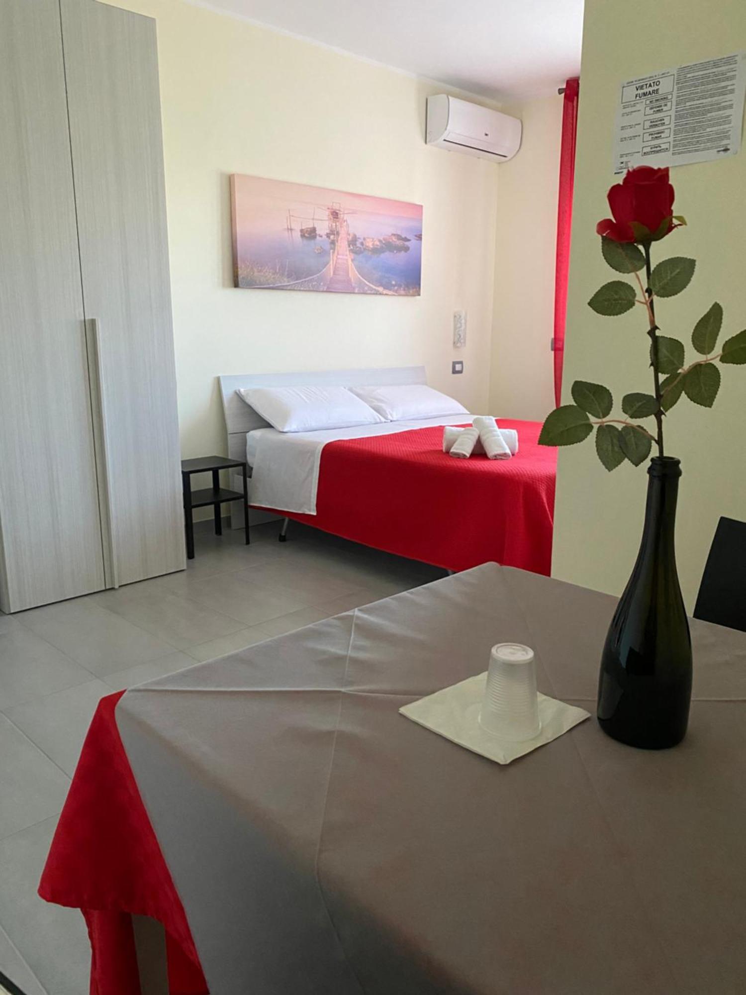 Colline Del Sole Bed & Breakfast Сан Салво Екстериор снимка
