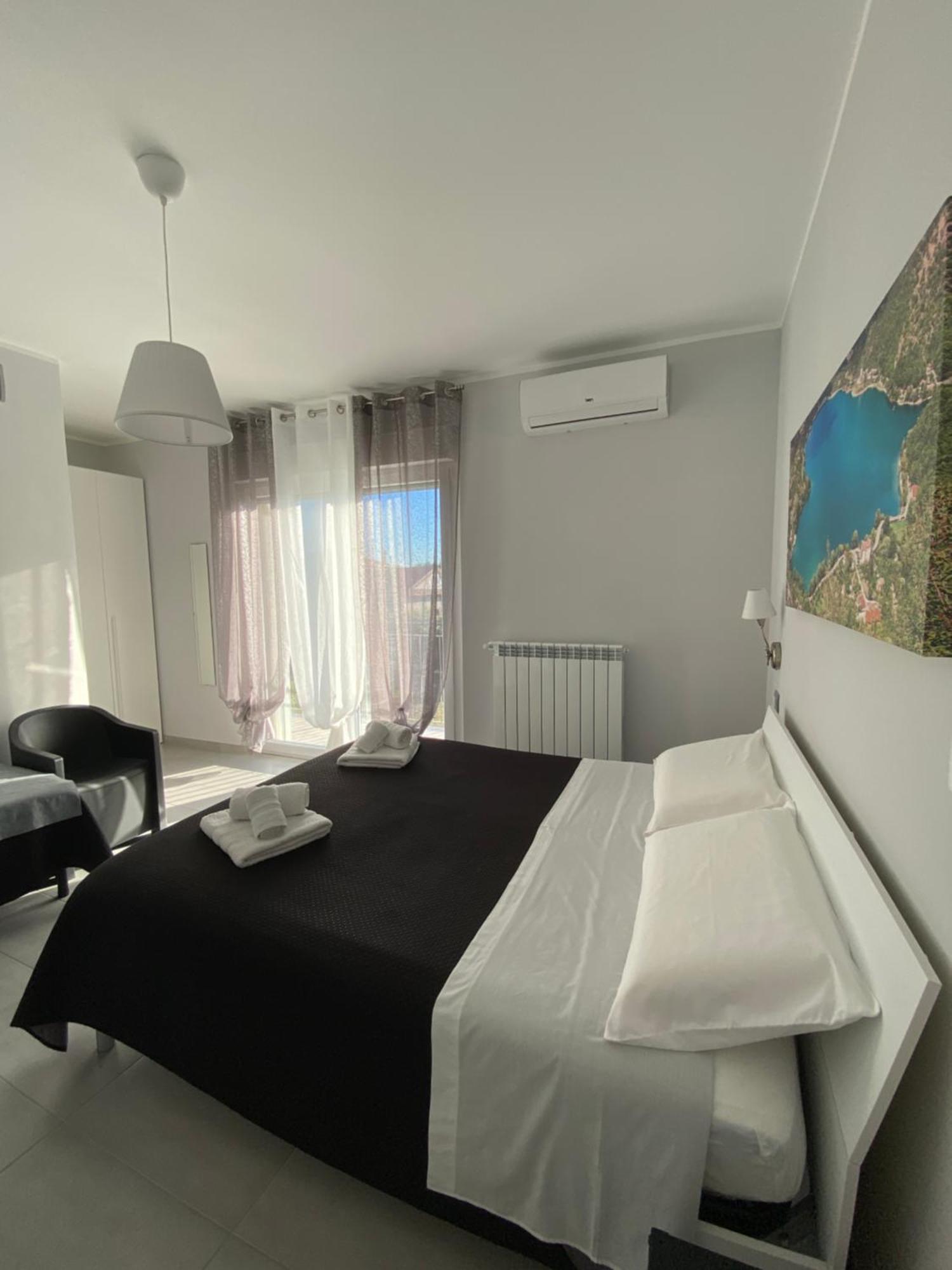 Colline Del Sole Bed & Breakfast Сан Салво Екстериор снимка